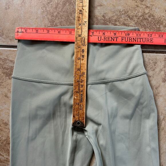 Lululemon Wunder Under High-Rise Leggings 28" Luxtreme Sea Moss Green Size 4 - Picture 8 of 9